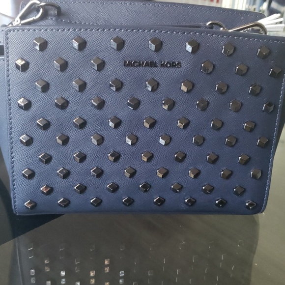 Michael Kors Handbags - 💞FOR A NEW FRIEND 💞